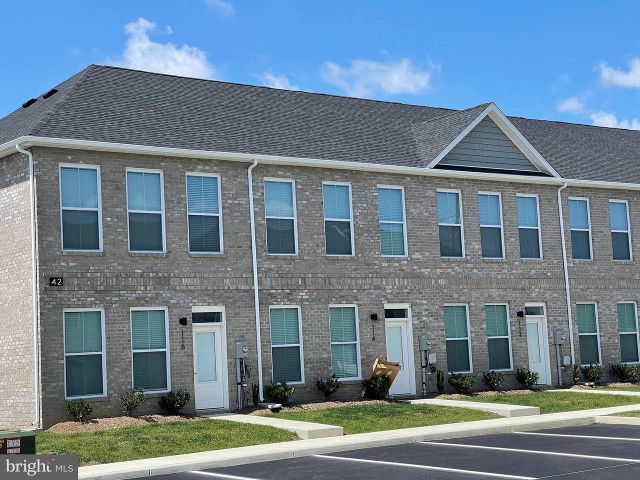 172 Eminence Drive - Photo 1