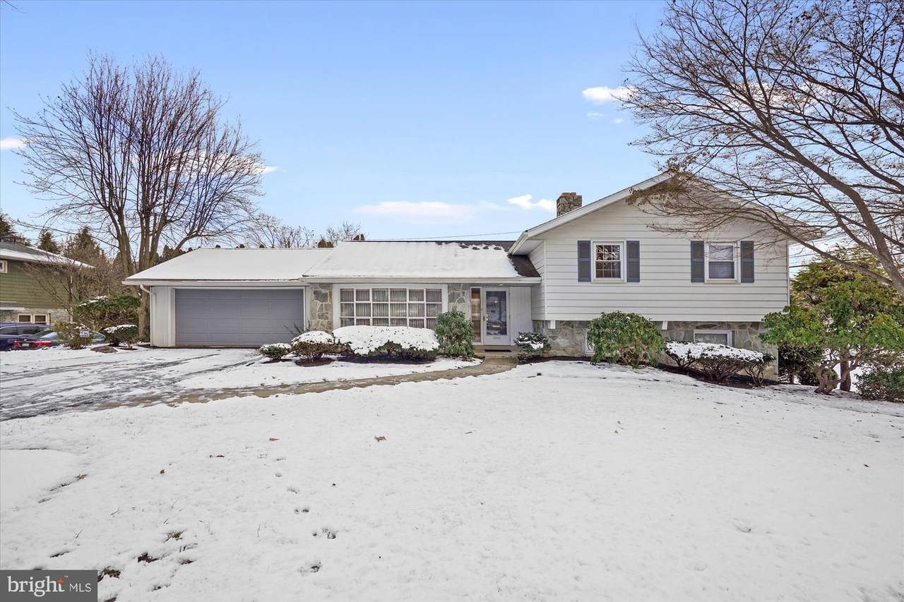 533 Campus Road - Photo 1