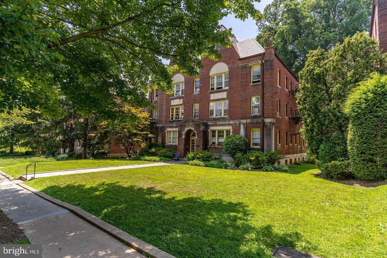 3020 Porter Street - Photo 1