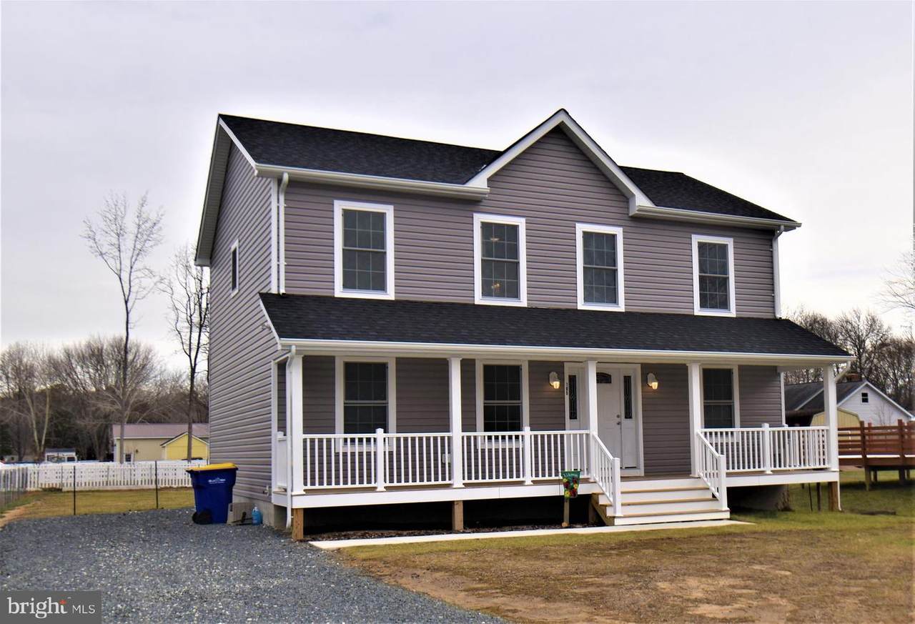 105 Oak Street - Photo 1
