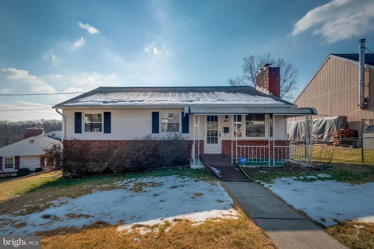 401 Rugby Avenue - Photo 1