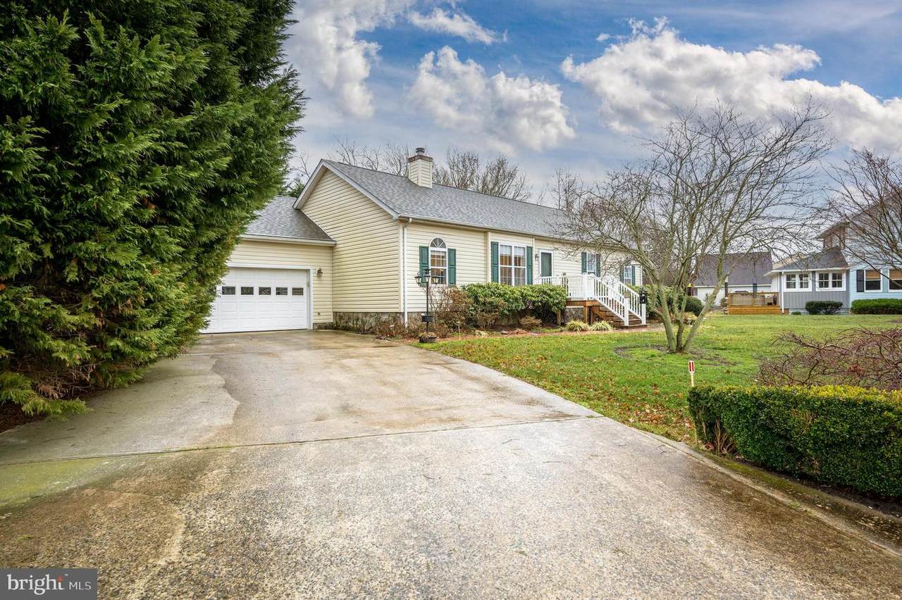 37979 Sunny Winters Drive - Photo 1