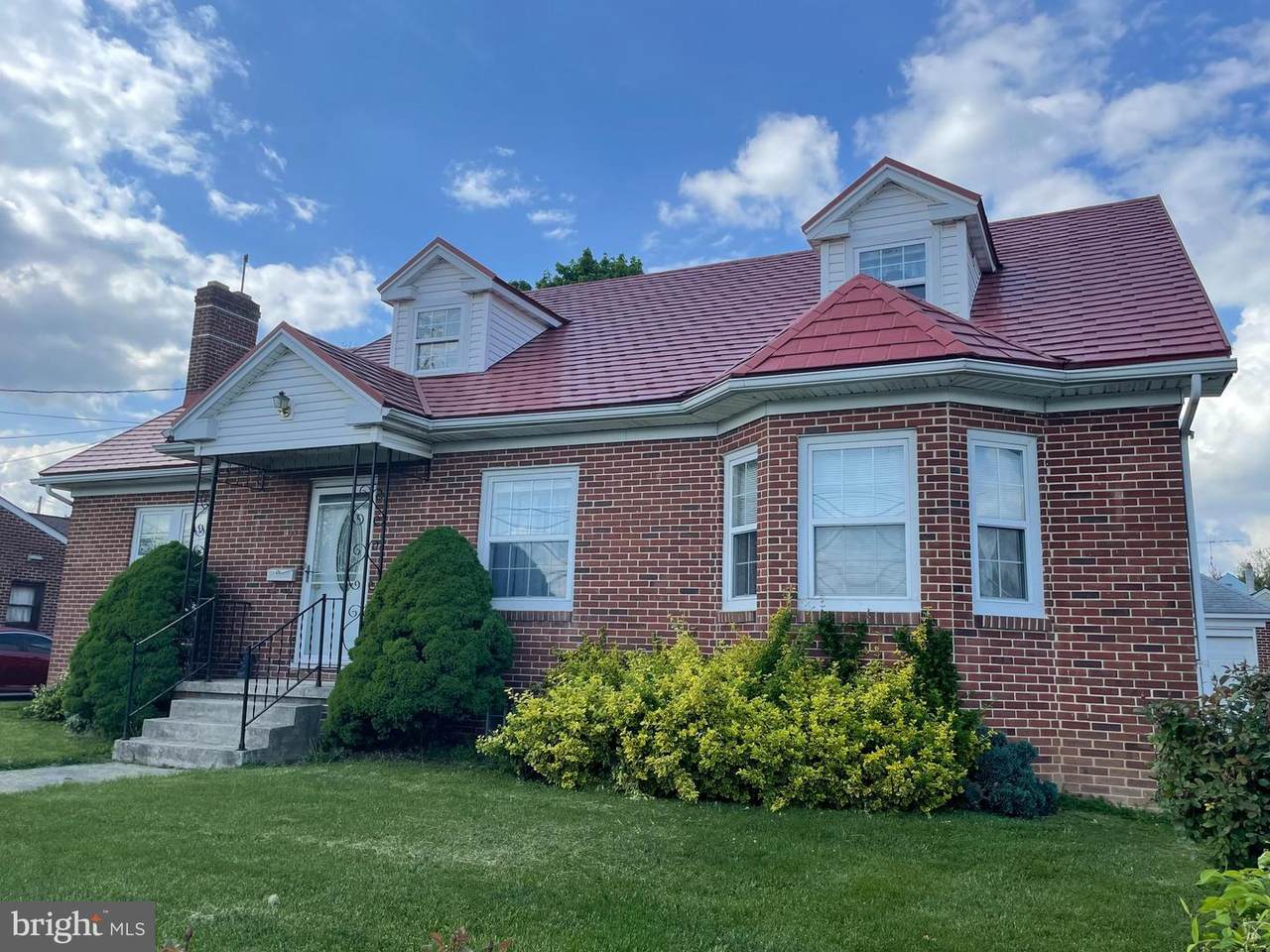 413 King Street - Photo 1