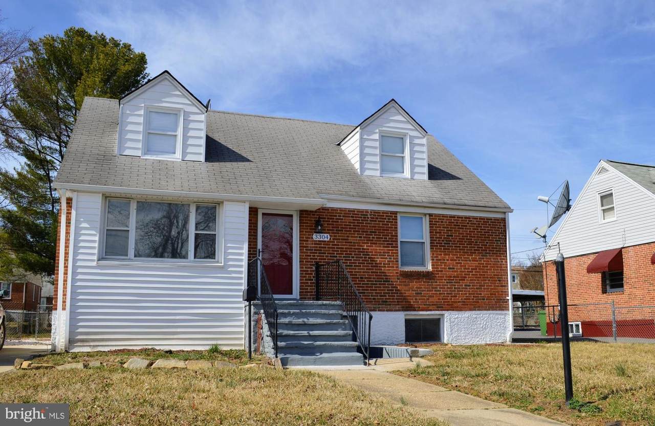 3304 Fairview Road - Photo 1