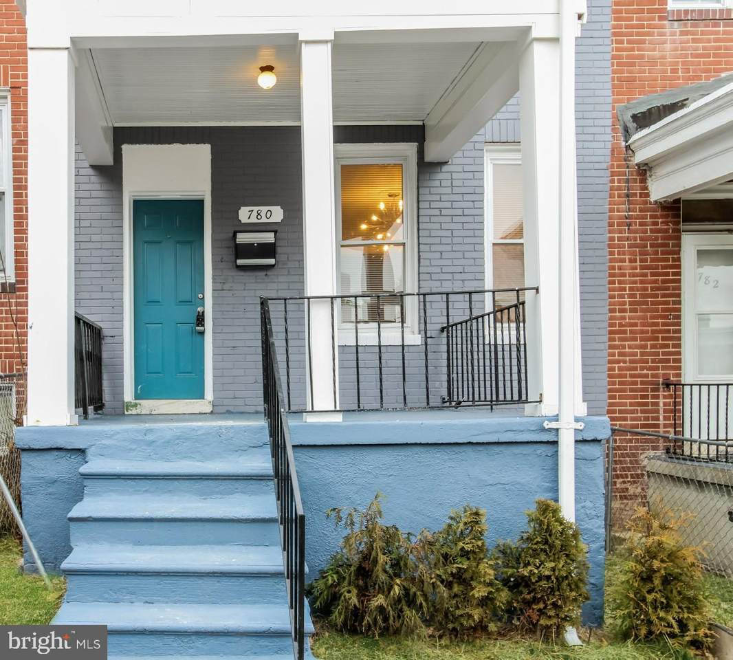 780 Linnard Street - Photo 1