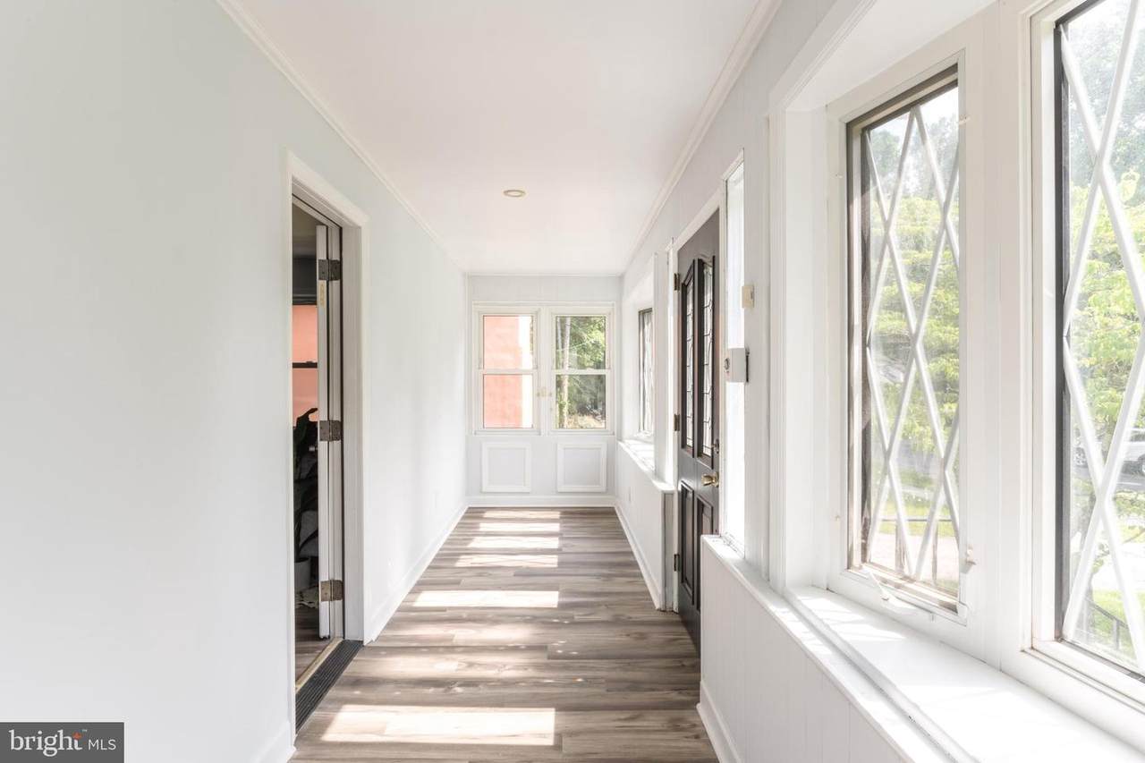 42 Trenton Avenue - Photo 1