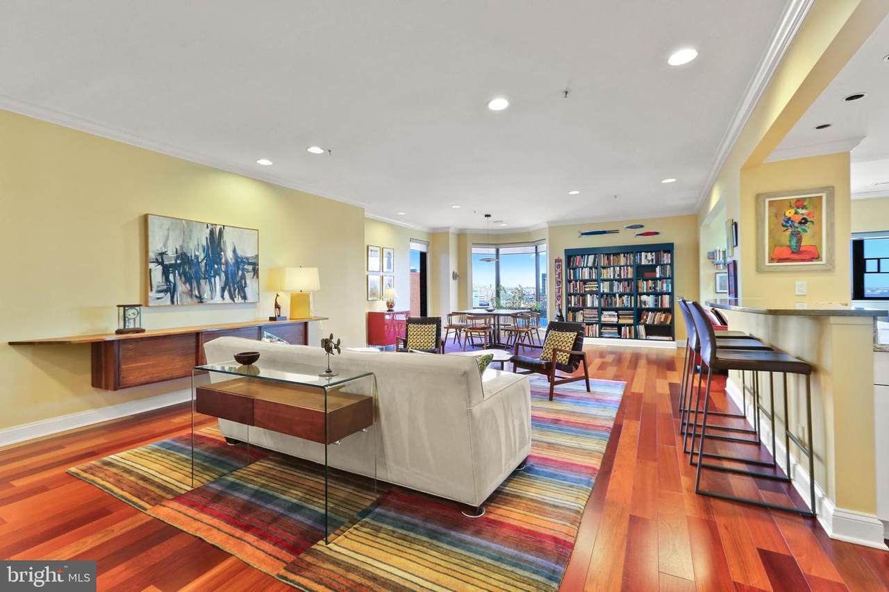 10 Lee Street - Photo 1