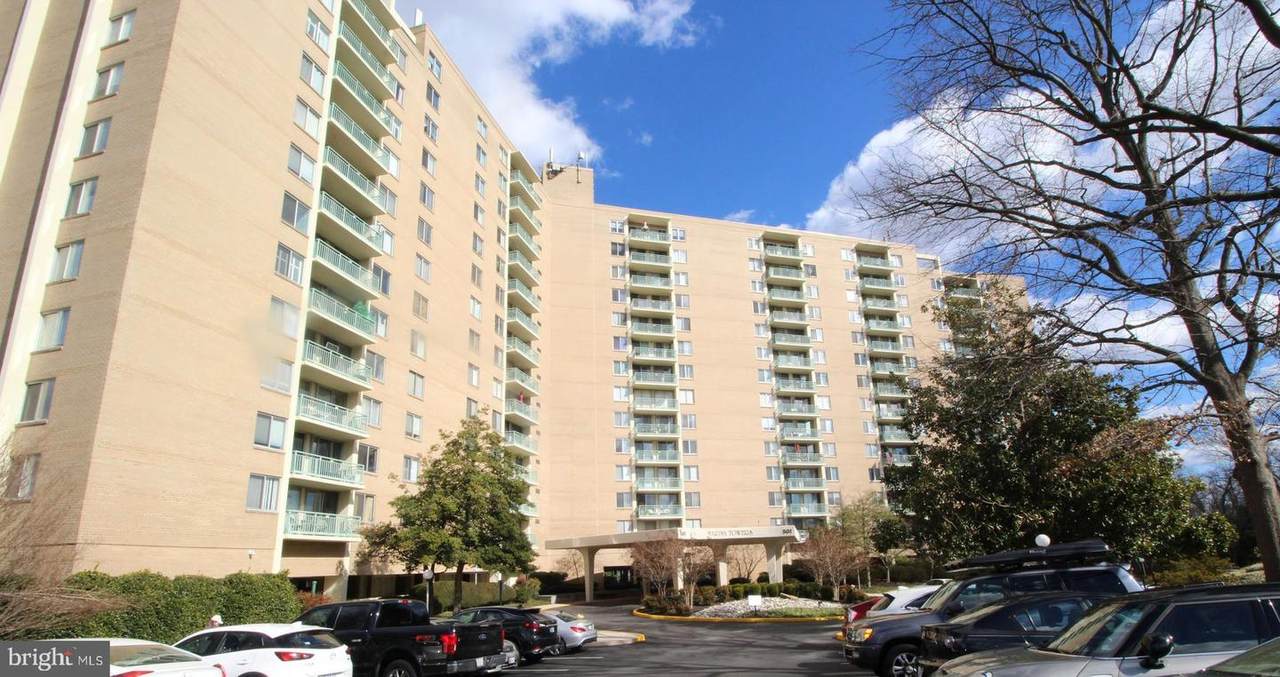 501 Slaters Lane - Photo 1