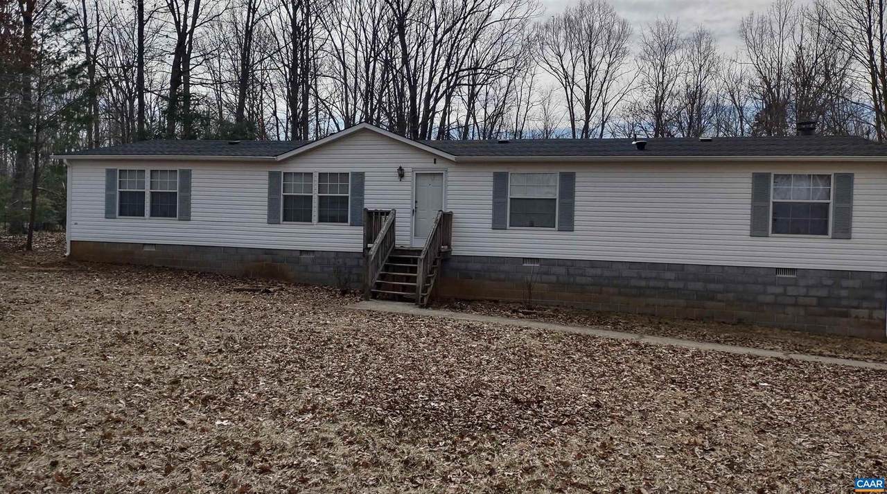 690 Glenmore Rd - Photo 1