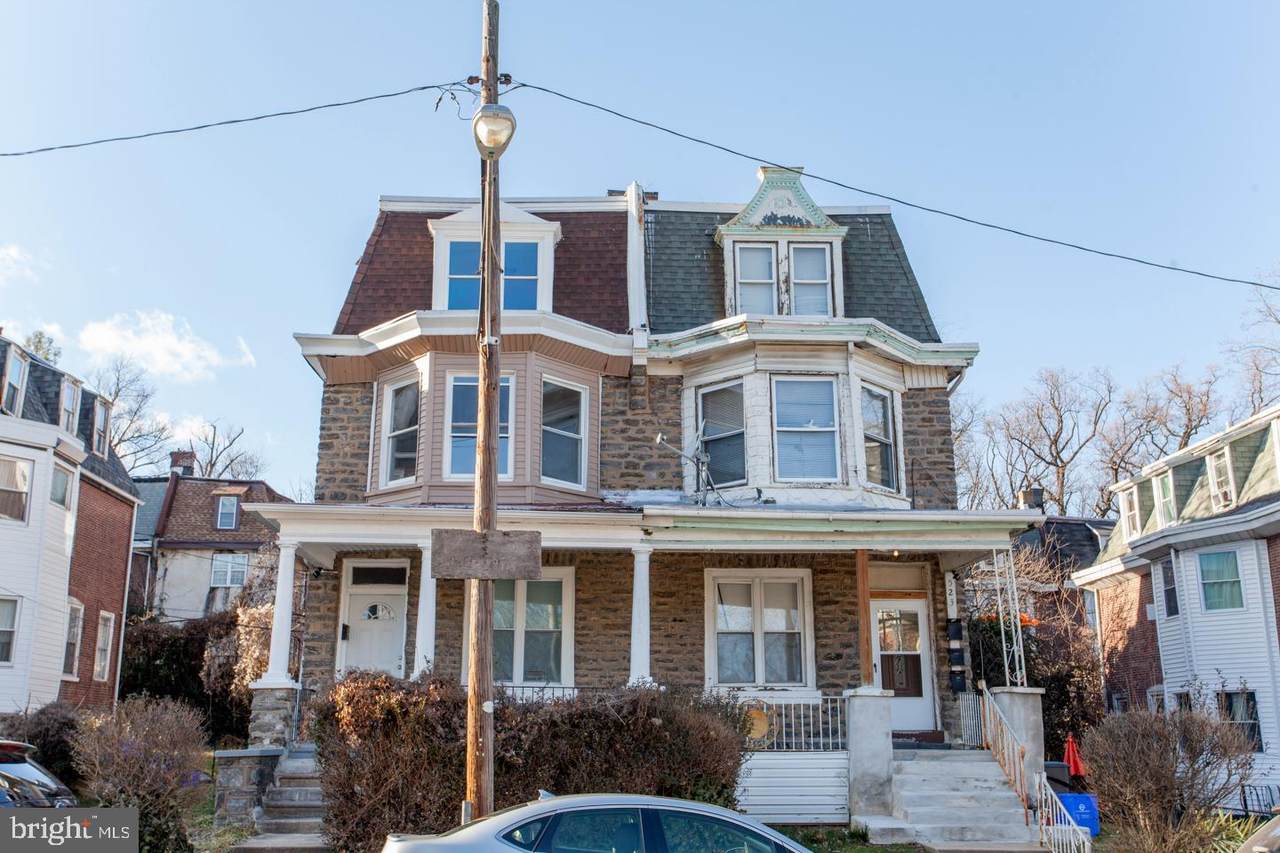 521 Brinton Street - Photo 1