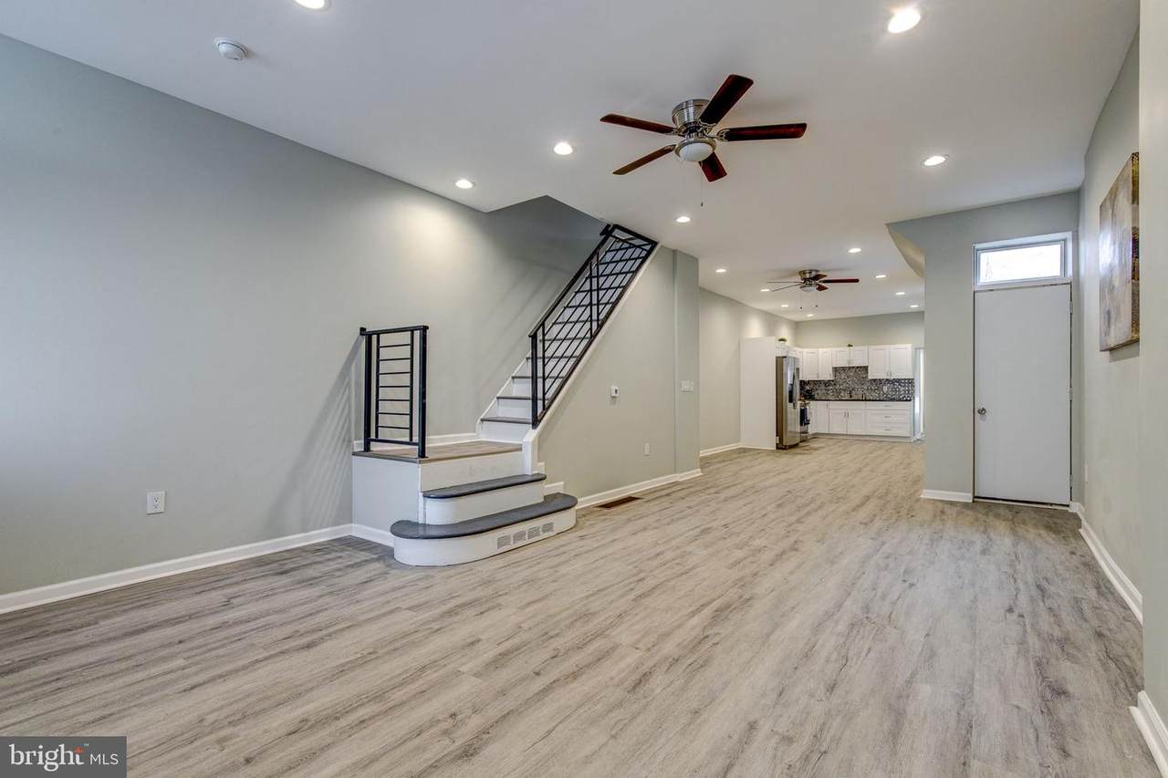 411 54TH Street - Photo 1