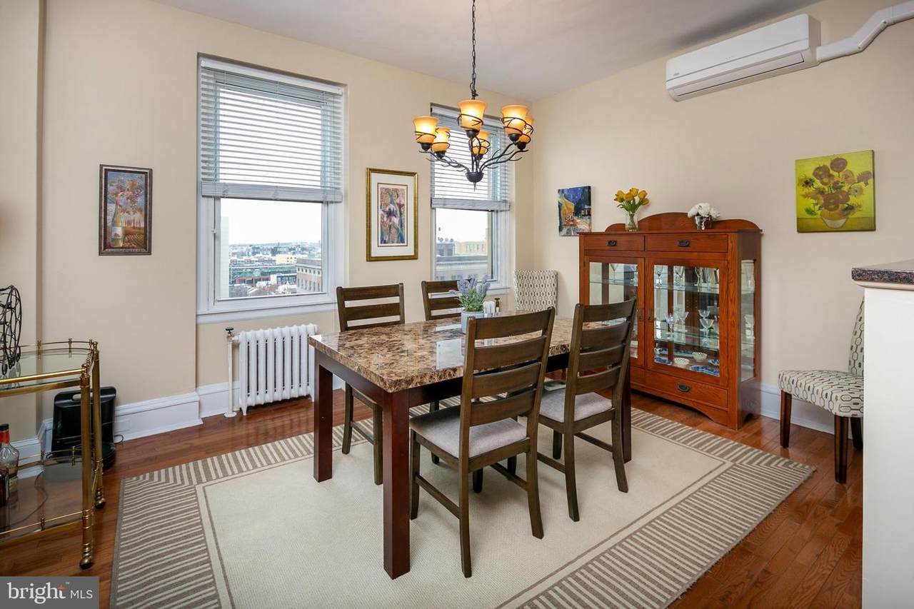 250 13TH Street - Photo 1