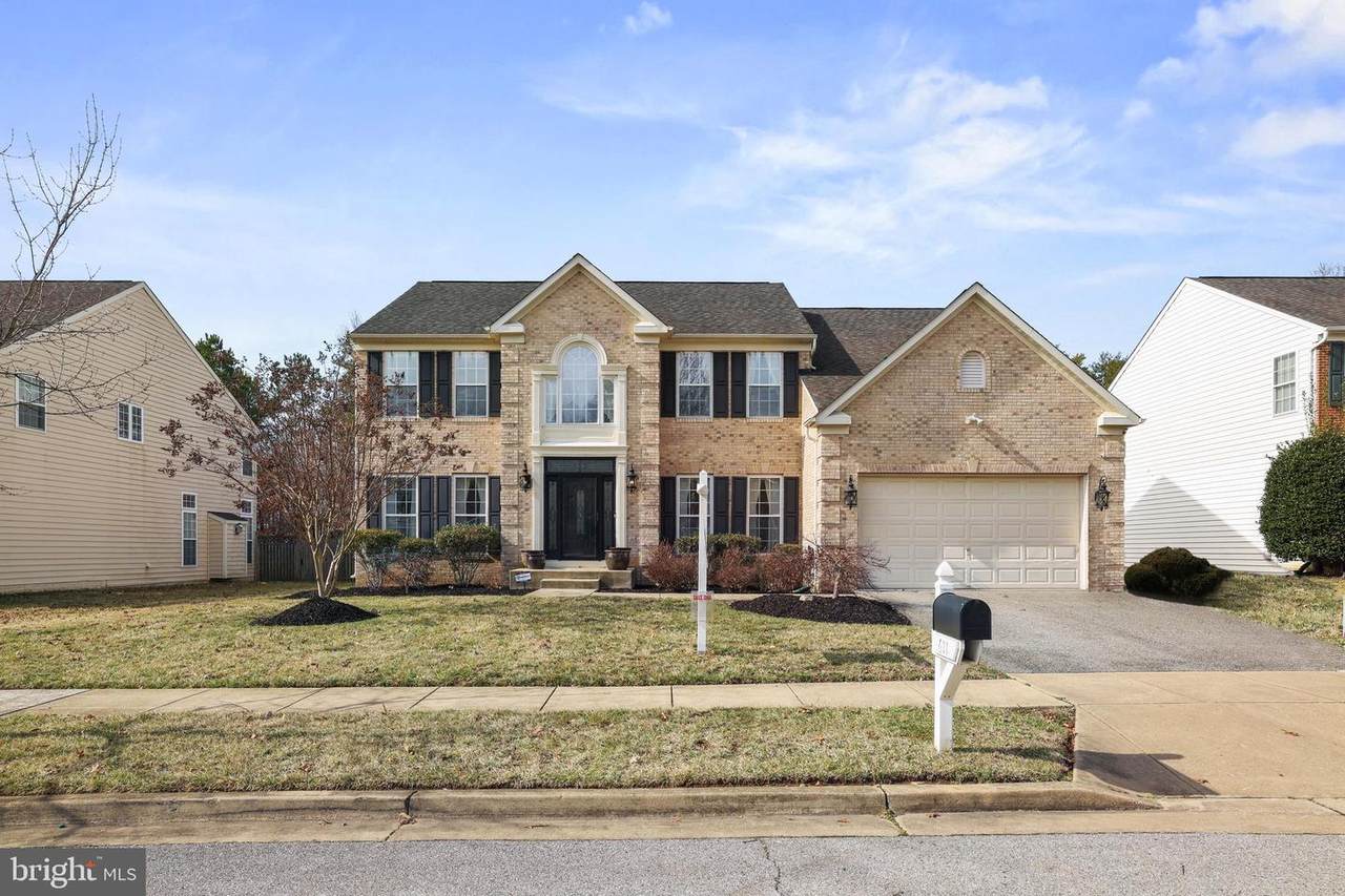 611 Cover Lane - Photo 1