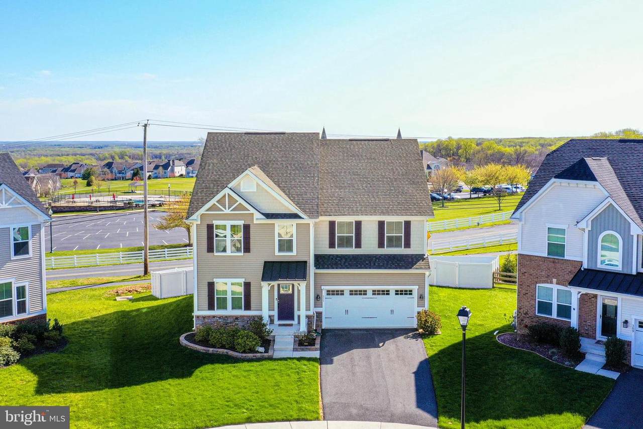 311 Sunrise Court - Photo 1