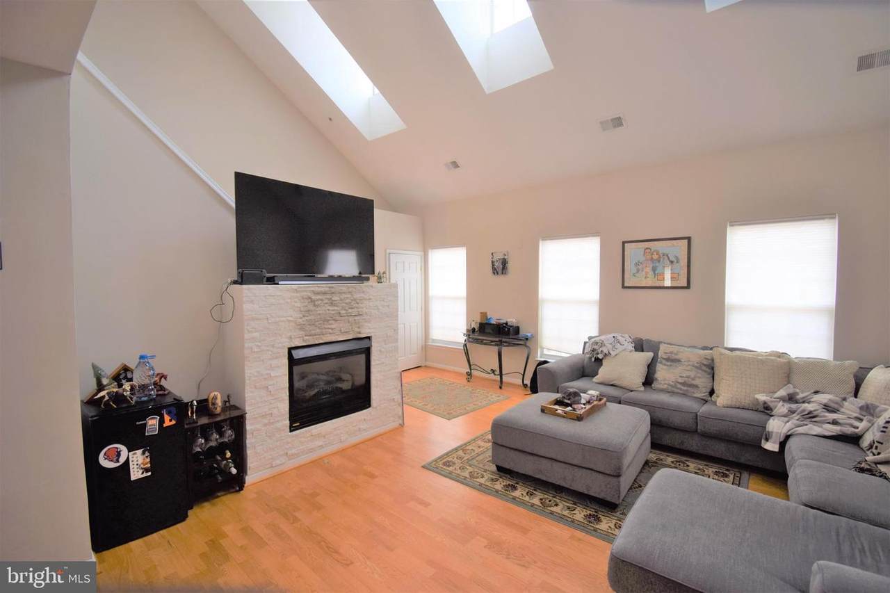 1619 Hunting Creek Drive - Photo 1