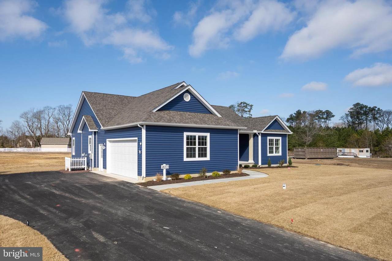 16573 Sweetwater Drive - Photo 1