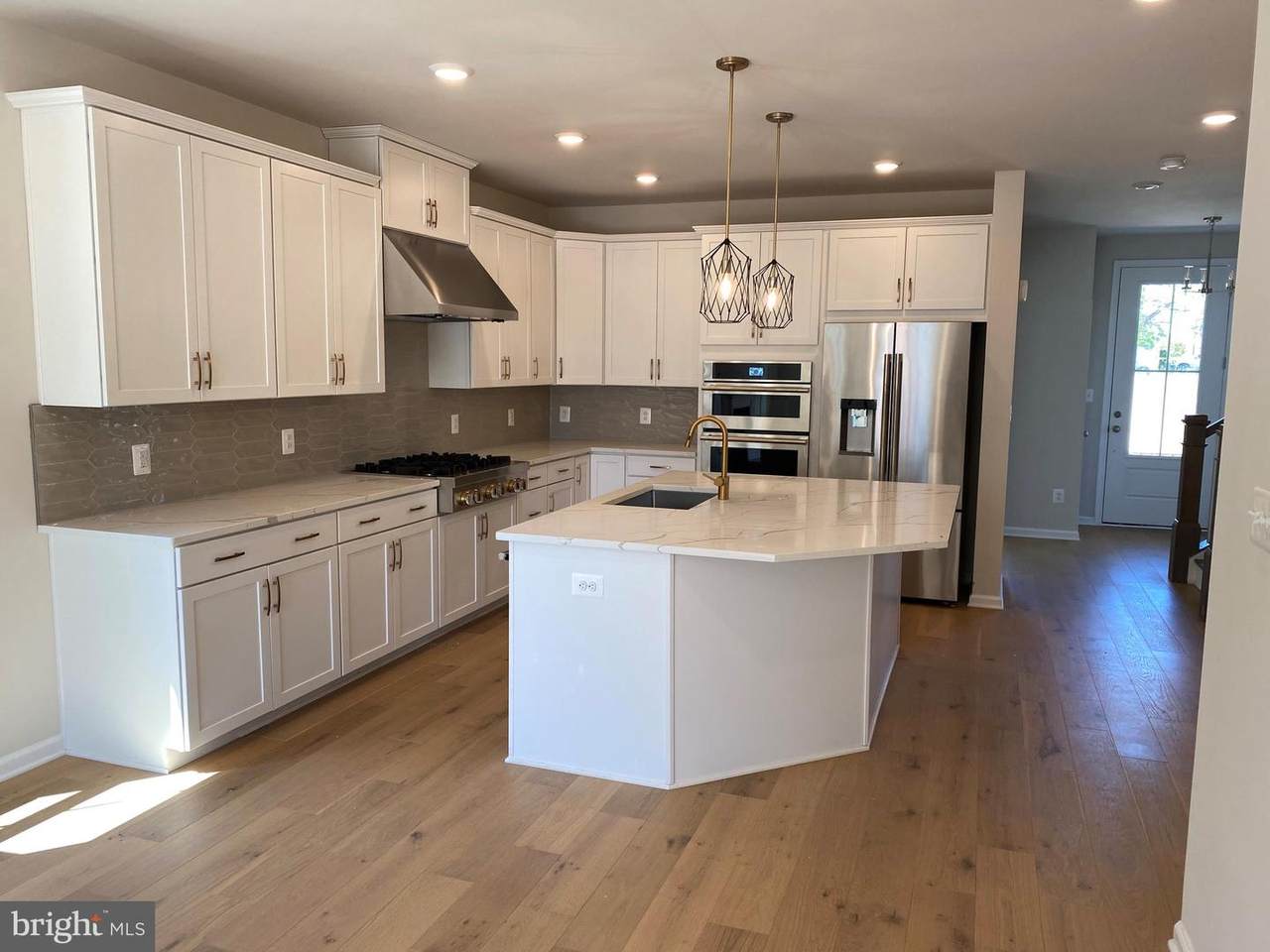 9555 Jefferson Street - Photo 1