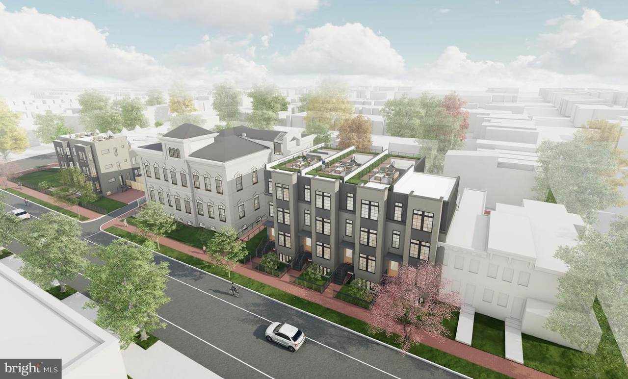 424 R Street - Photo 1