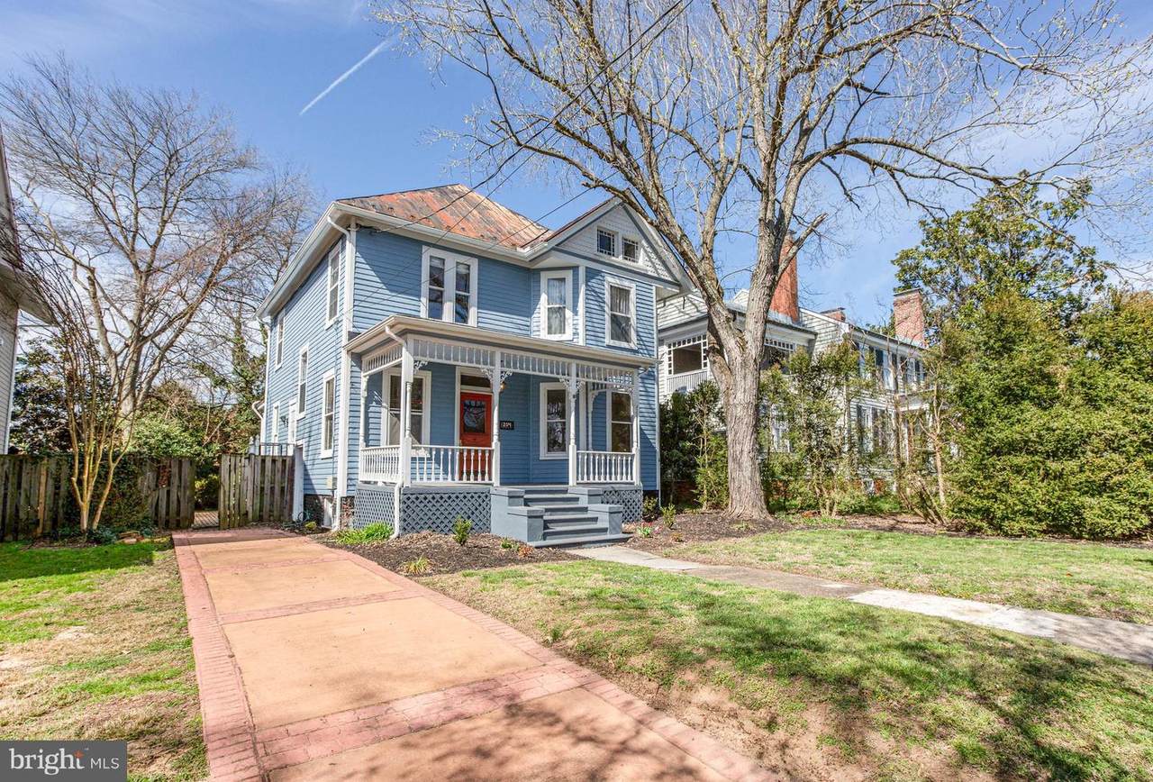 204 Caroline Street - Photo 1