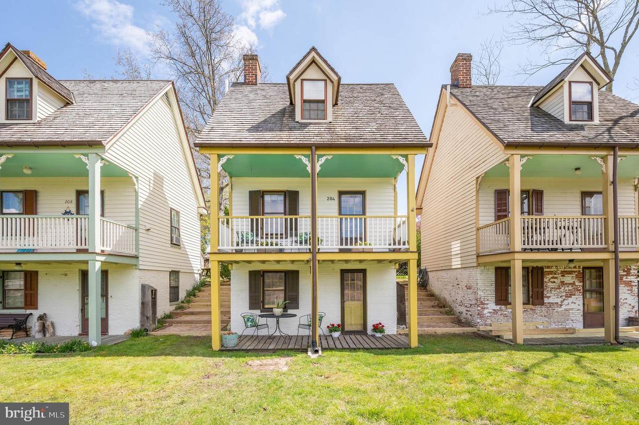 204 Corsica Street - Photo 1