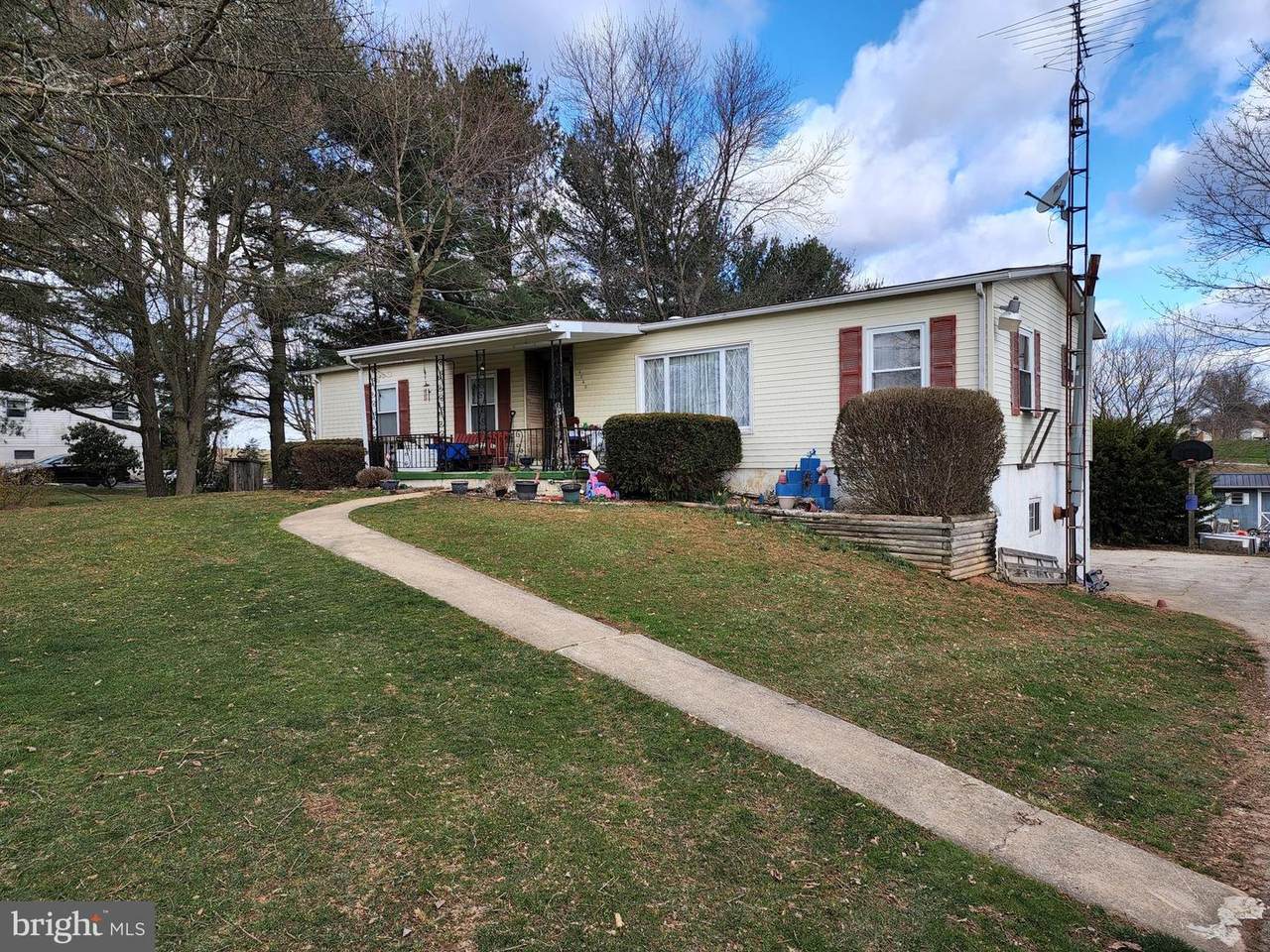 4040 Brownton Road - Photo 1