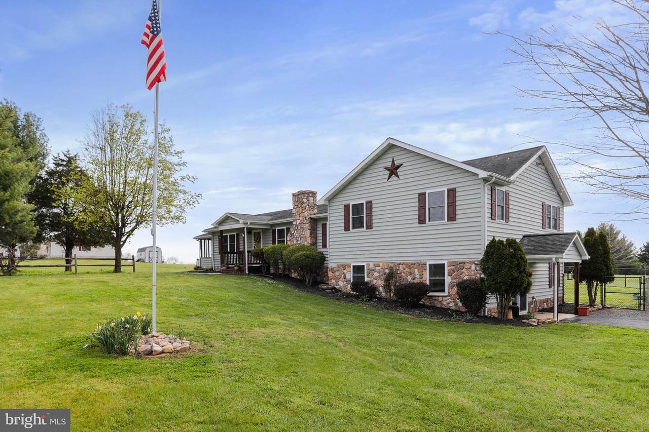 315 River Lakes Drive - Photo 1