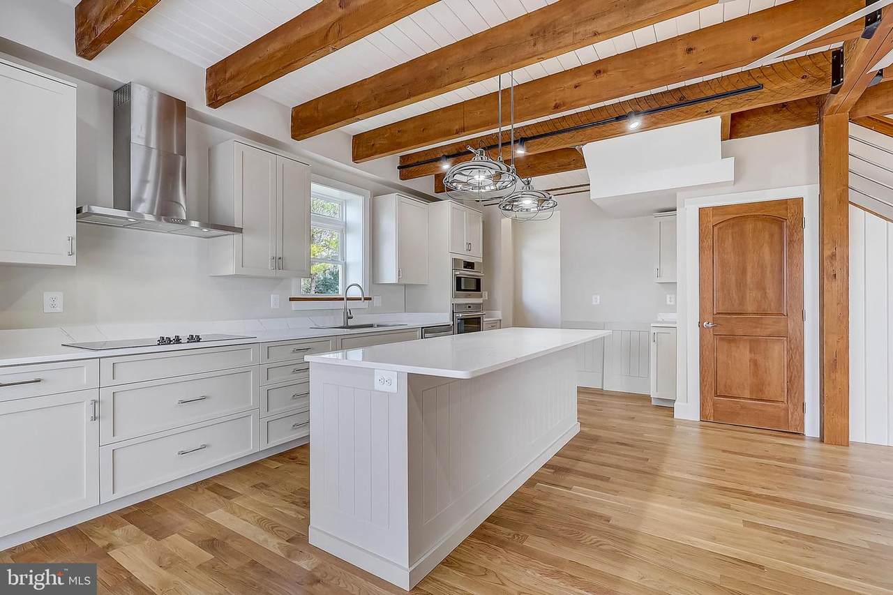 2507 Island View Road - Photo 1