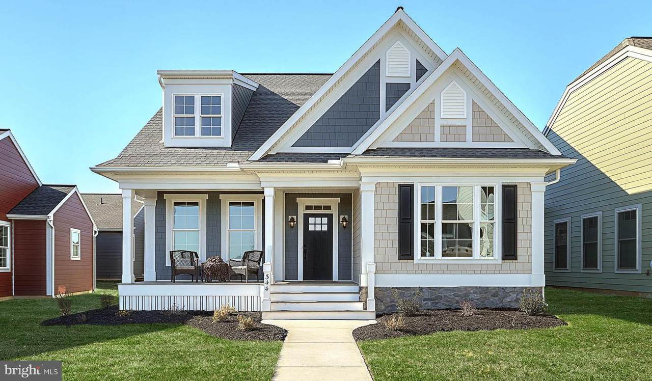 344 Home Towne Boulevard - Photo 1