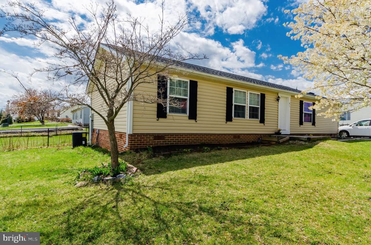 85 Longbranch Drive - Photo 1