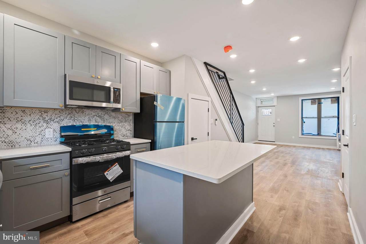6159 Reedland Street - Photo 1