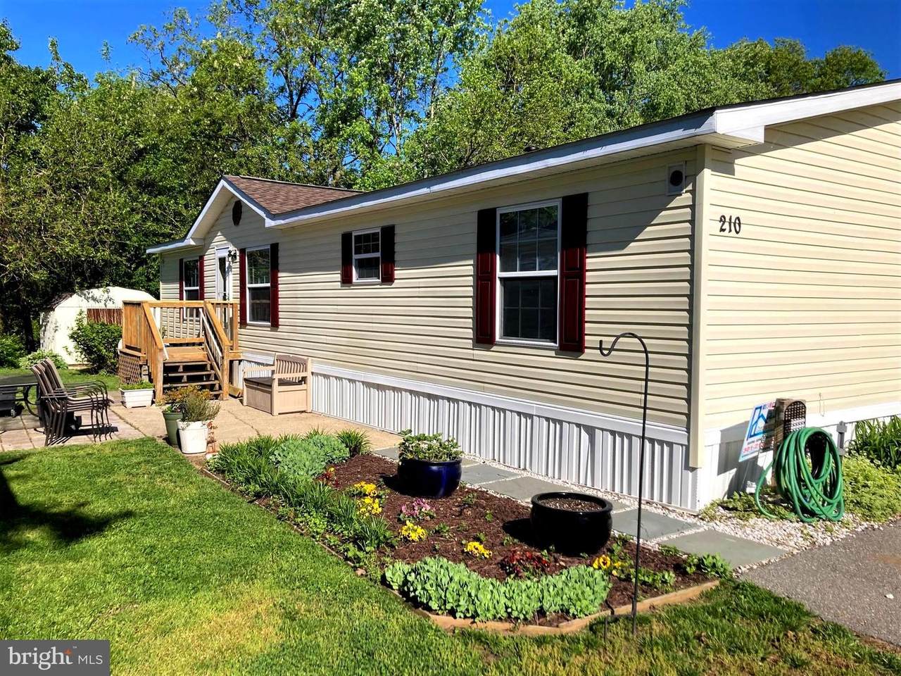 210 Konrad Morgan Way - Photo 1