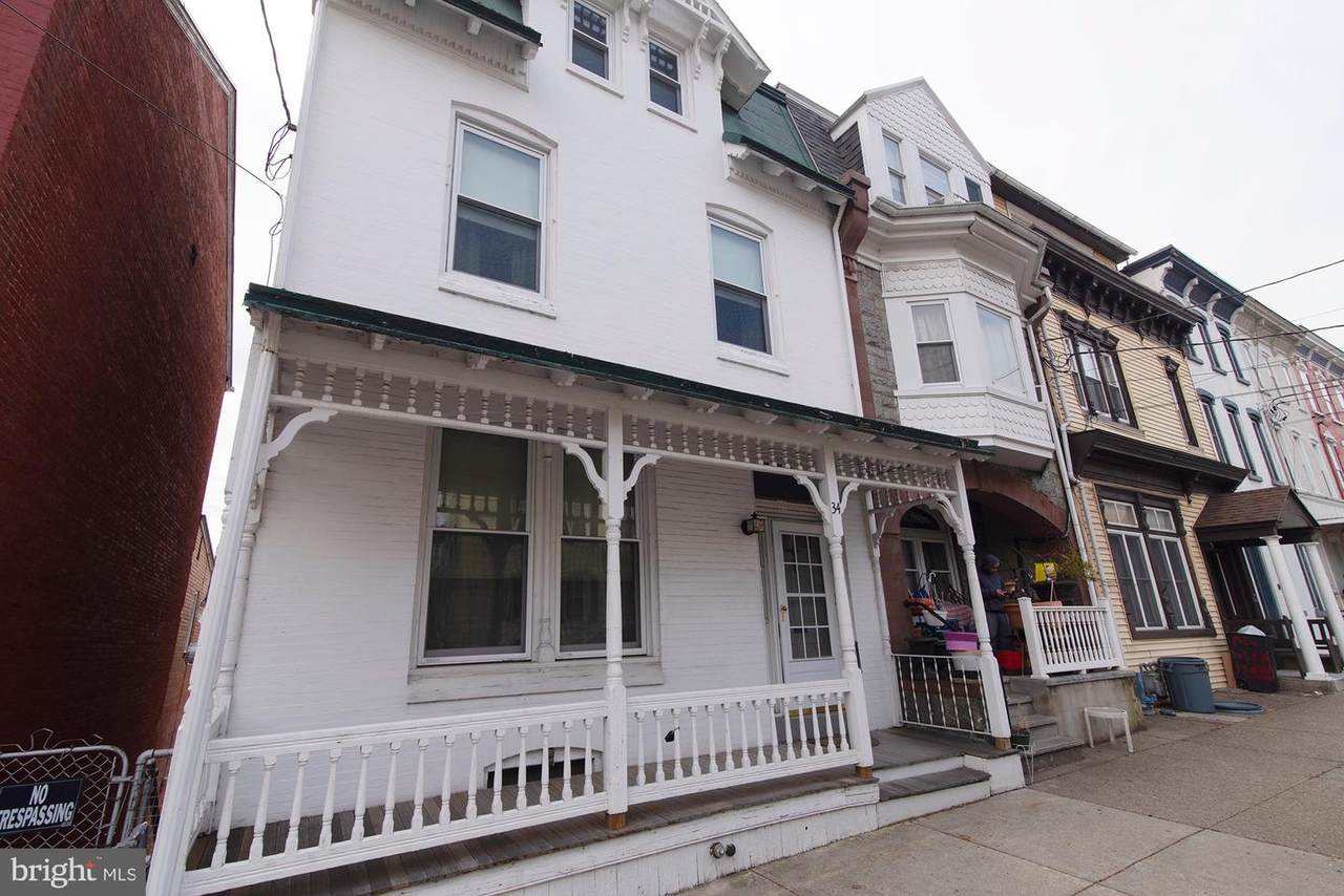 34 4TH Street - Photo 1