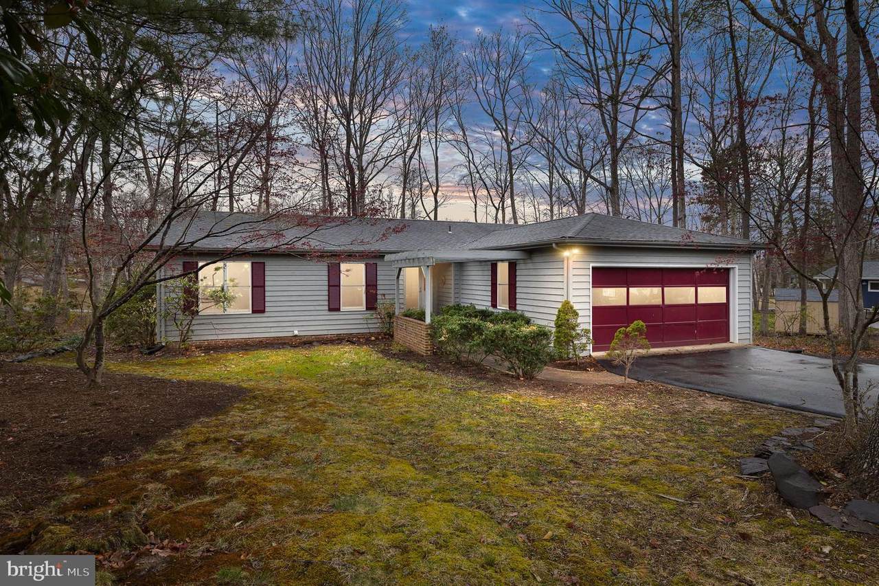 137 Eagle Court - Photo 1