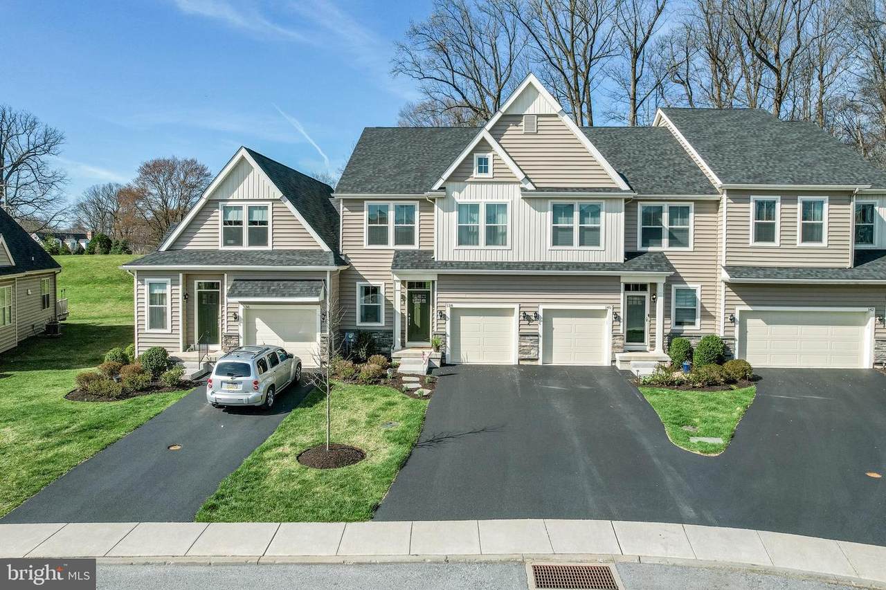 138 Sparrow Ridge Court - Photo 1