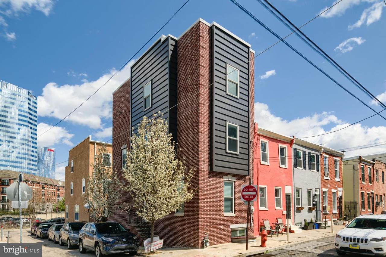 2649 Webster Street - Photo 1