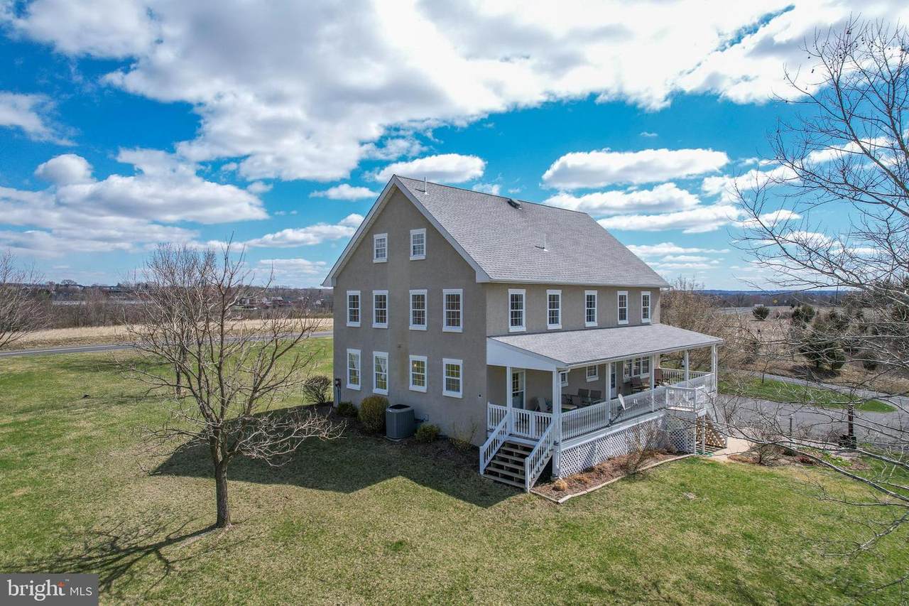1050 Schoolhouse Road - Photo 1