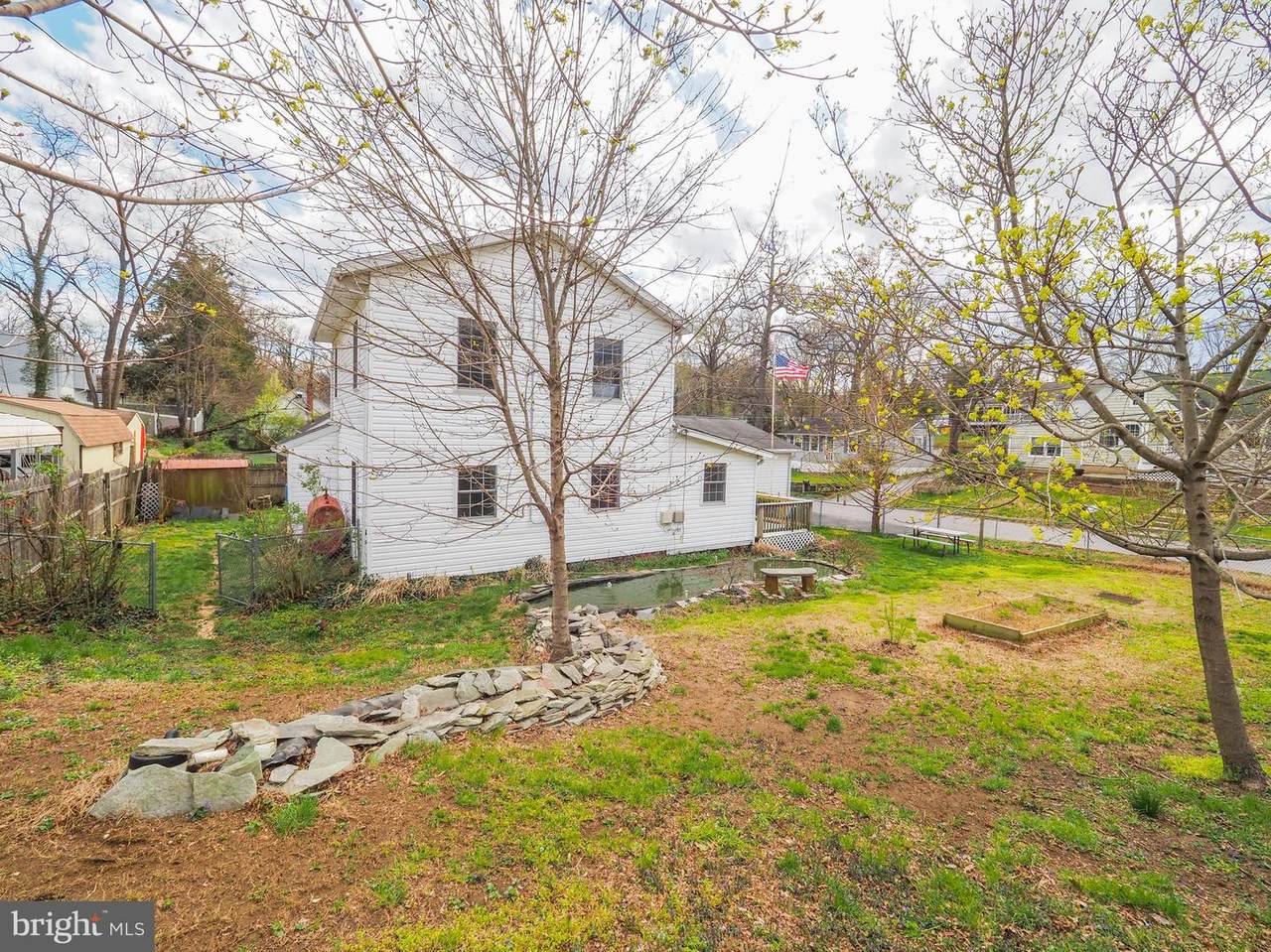 501 Forest Road - Photo 1
