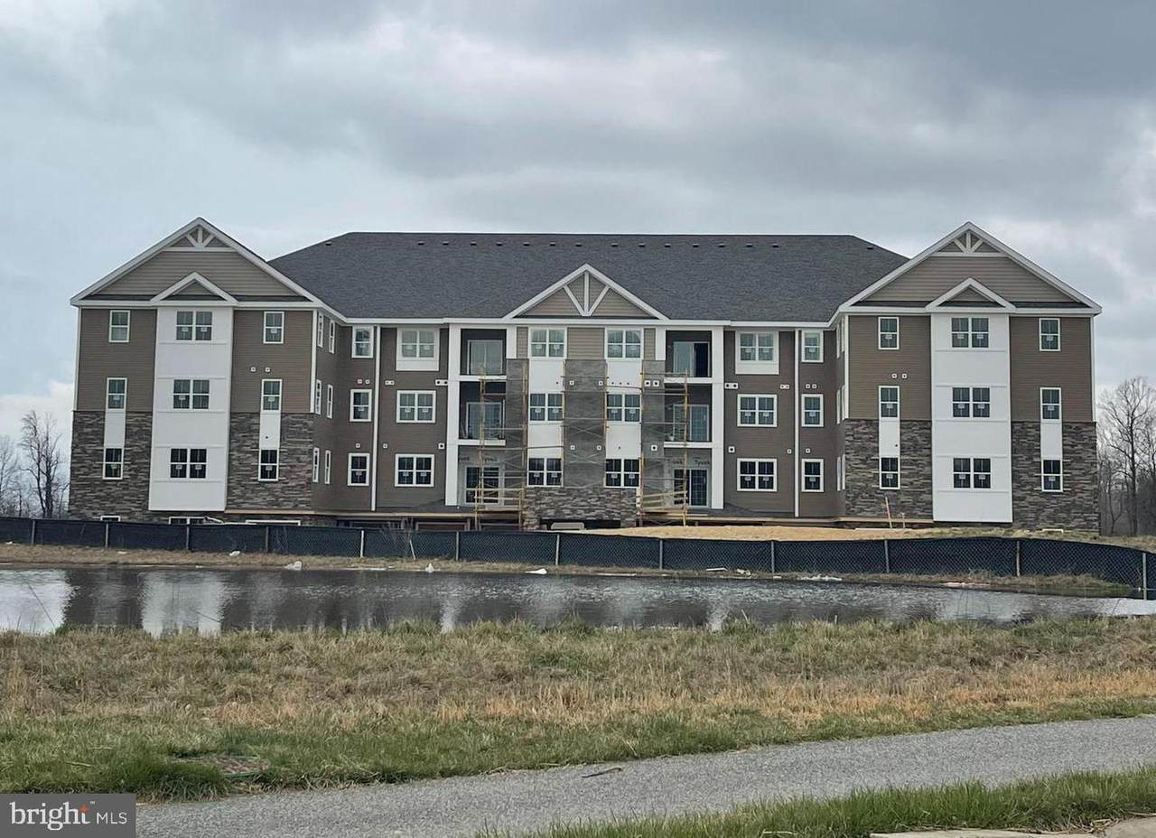 401-2E Bold Ruler Court - Photo 1