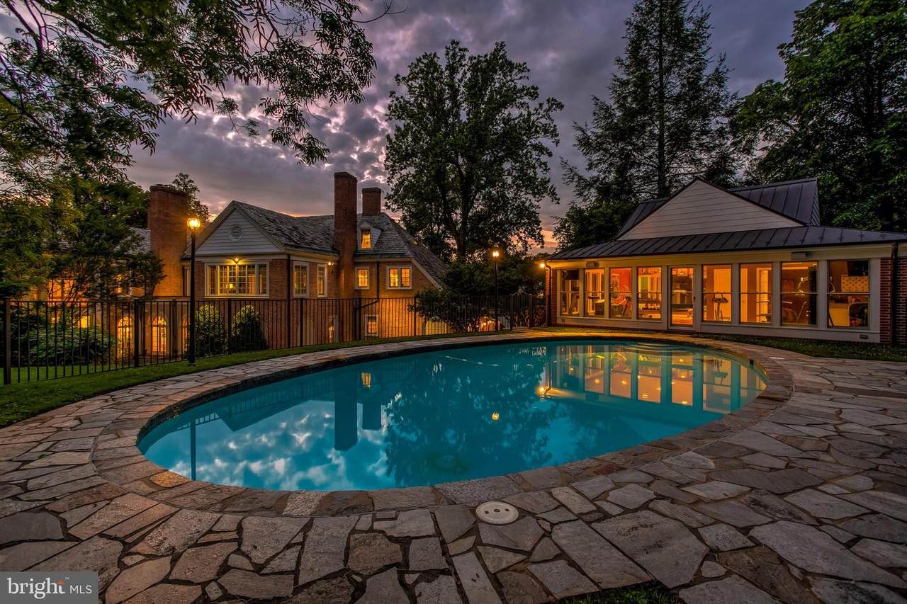 20 Blythewood Road - Photo 1