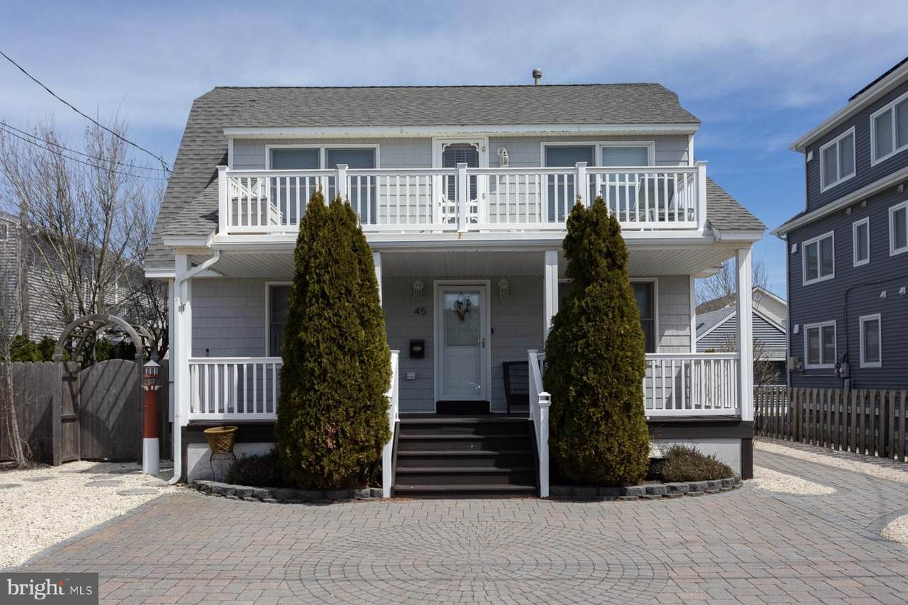 45 15TH Street - Photo 1