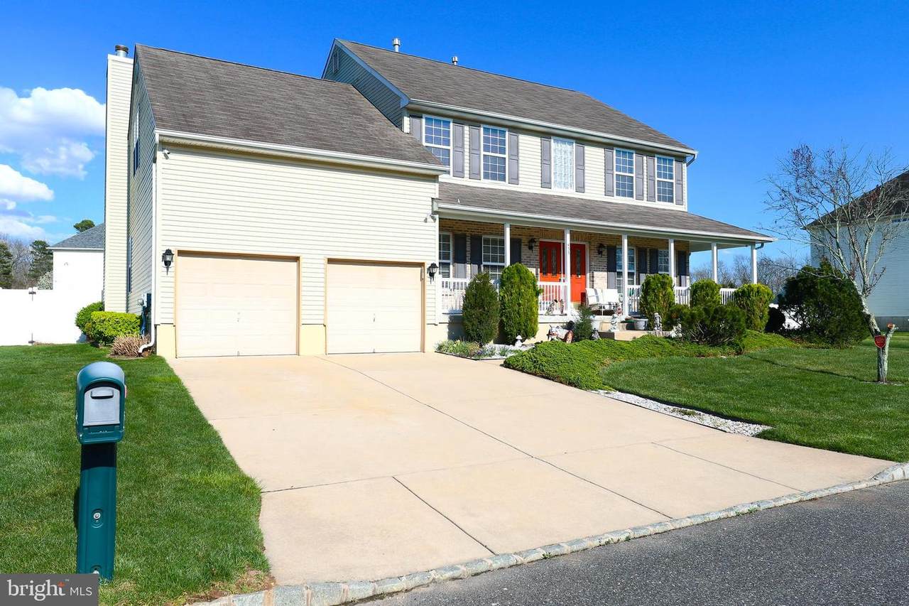 433 Spencer Place - Photo 1
