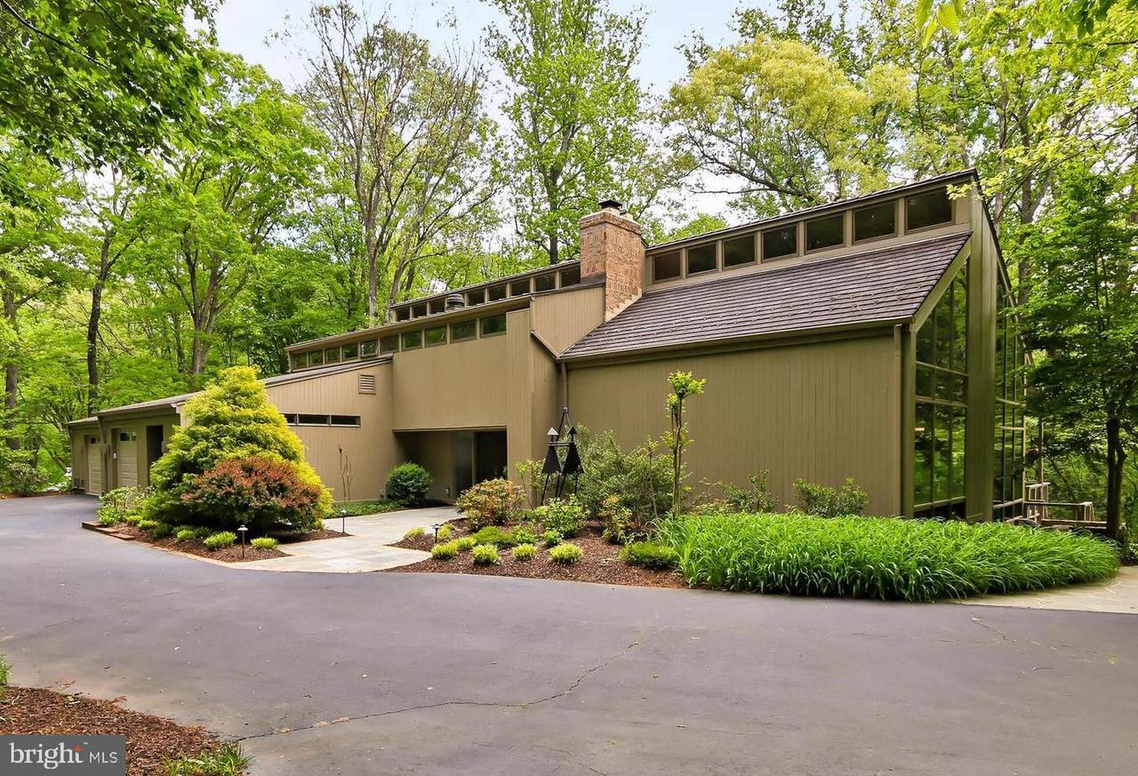 7111 Wolf Den Road - Photo 1