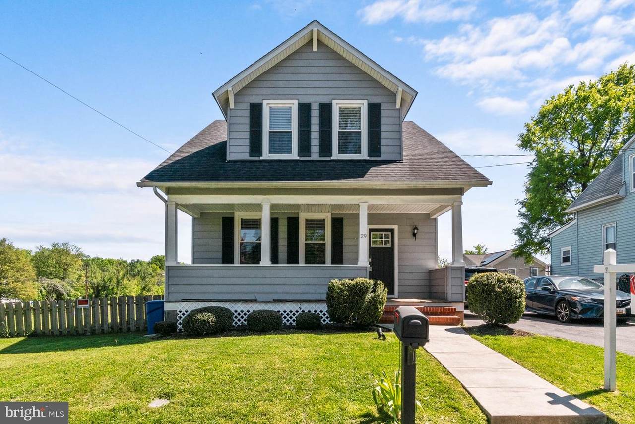 29 4TH Avenue - Photo 1