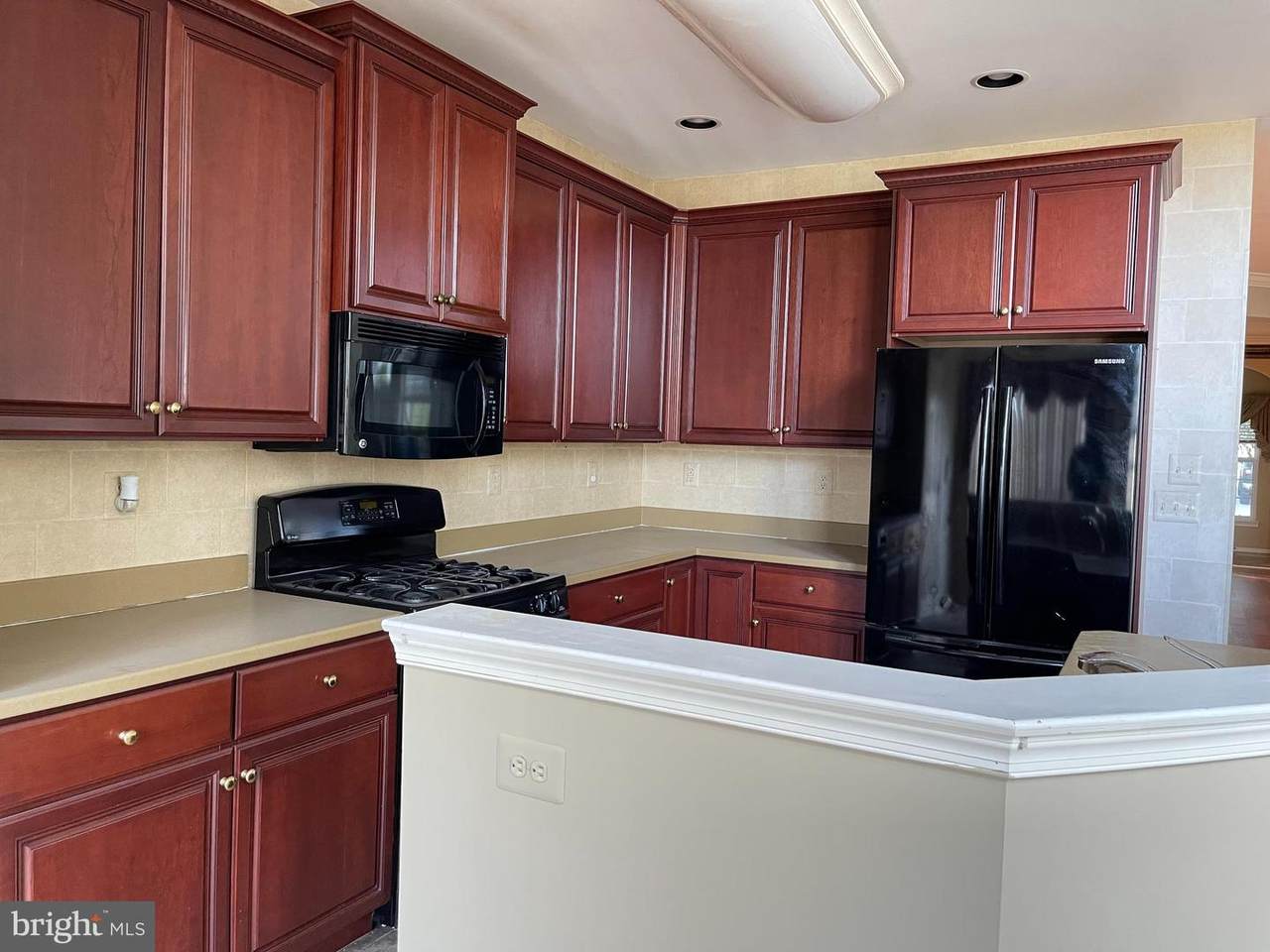 3 Lincoln Drive - Photo 1