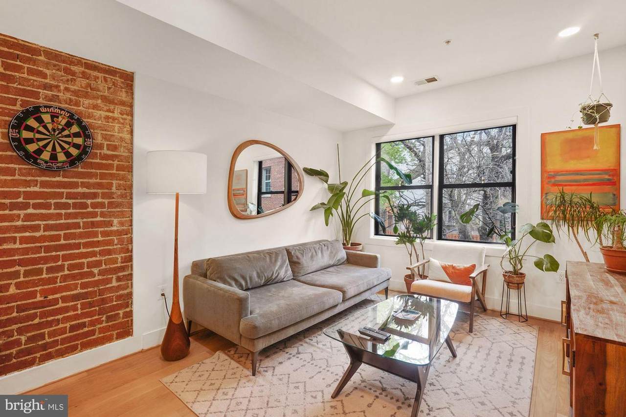 2617 University Place - Photo 1