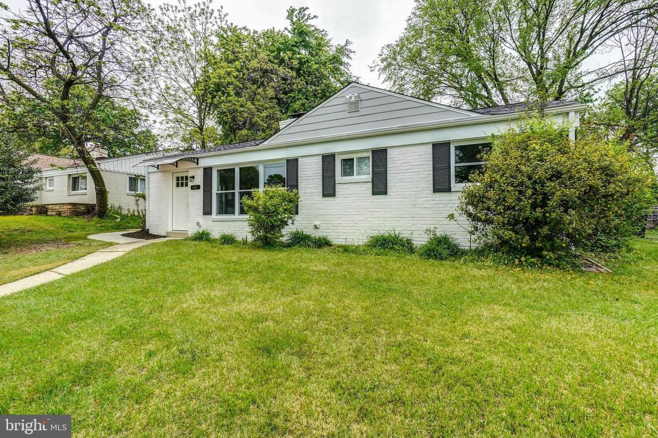 810 Bayfield Street - Photo 1