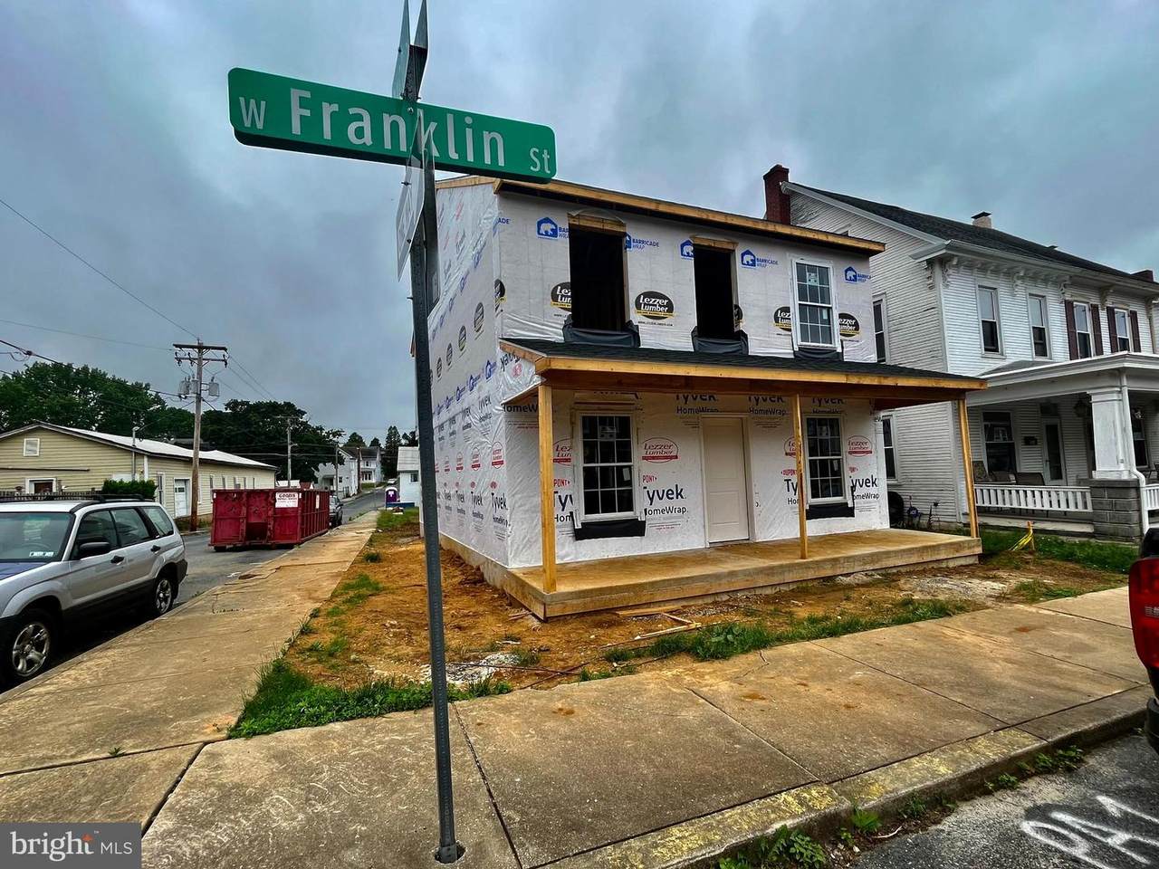 204 Franklin Street - Photo 1