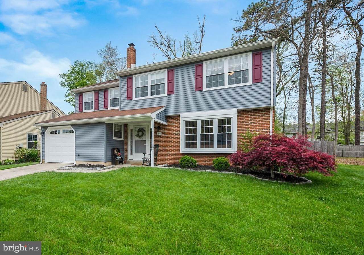 14 Lakeside Drive - Photo 1