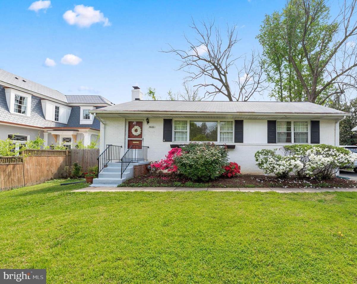 5020 River Road - Photo 1