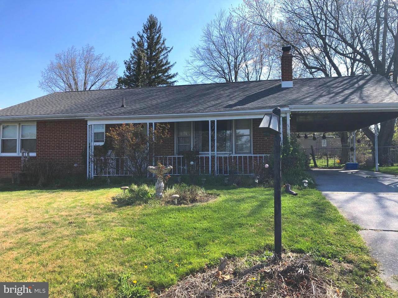 1152 Loop Drive - Photo 1